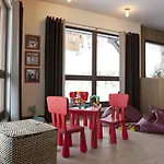 Pierre & Les Nereides Apart-hotel