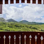Pierre & Les Nereides Aparthotel 3*