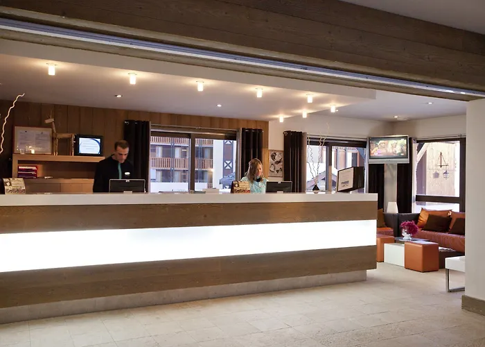 Pierre & Les Nereides 3*