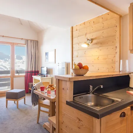 Pierre & Les Nereides 3* La Plagne