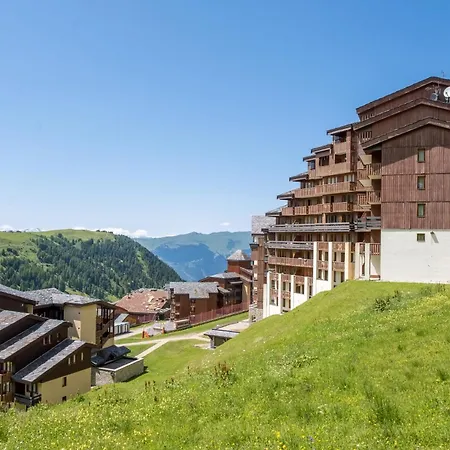Pierre & Les Nereides Aparthotel 3*