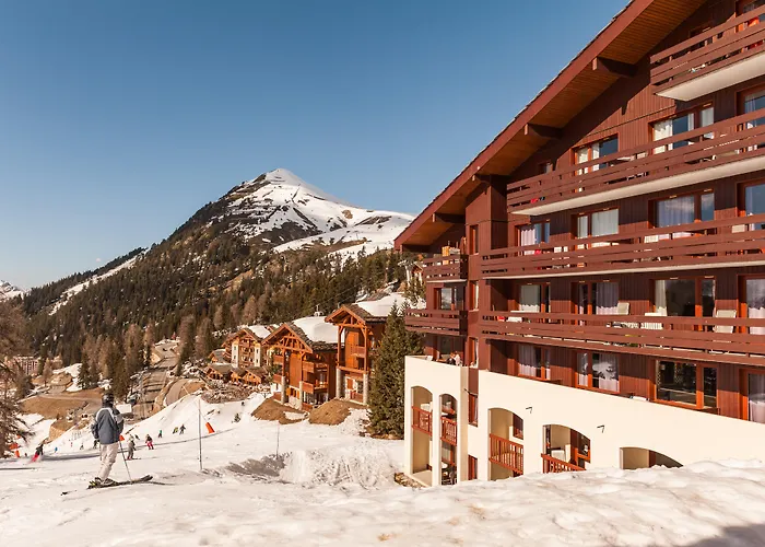 Aparthotel Pierre & Les Nereides 3*