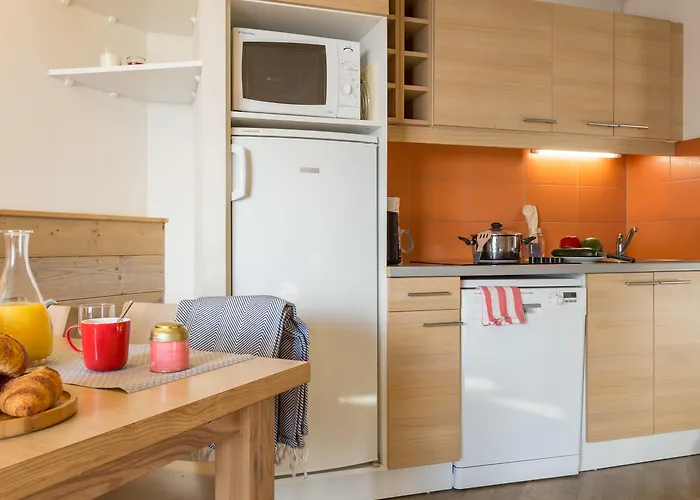 Aparthotel Pierre & Les Nereides 3*