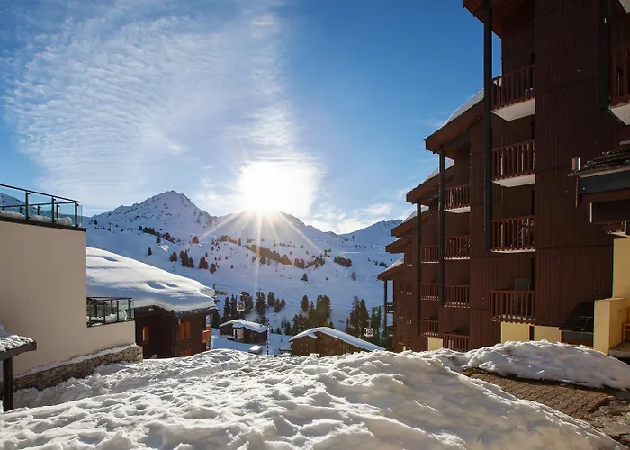 Pierre & Les Nereides 3*