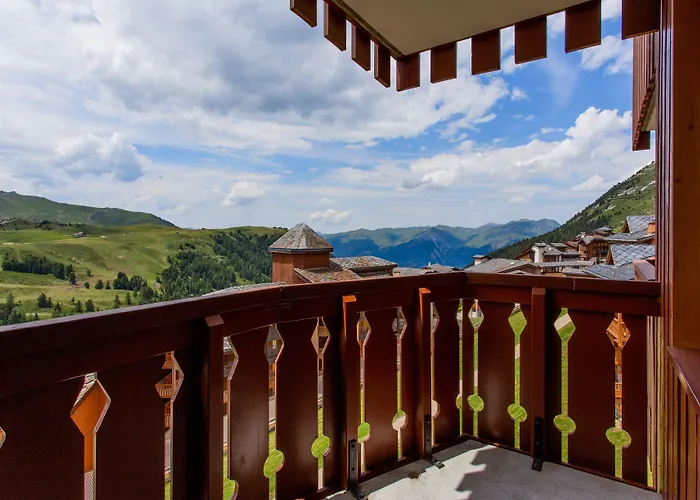 Pierre & Les Nereides 3*