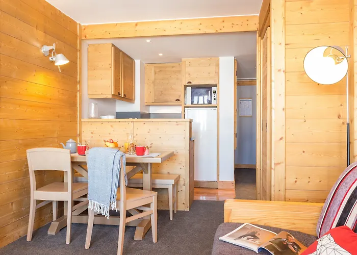 Aparthotel Pierre & Les Nereides 3*