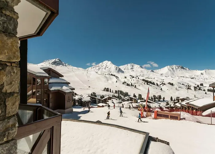 Pierre & Les Nereides 3*